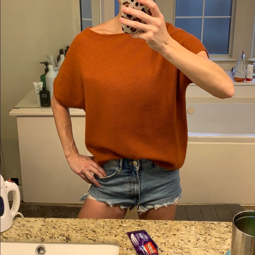 Stunning burnt orange 100% cashmere sweater